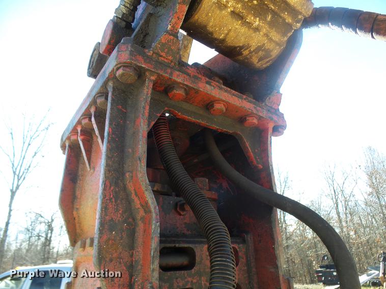 image for item DX9320 NPK L-192 breaker