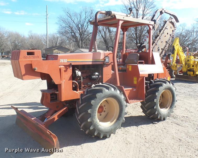 image for item DX9950 Ditch Witch 7610 trencher