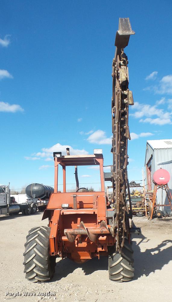 image for item DX9950 Ditch Witch 7610 trencher