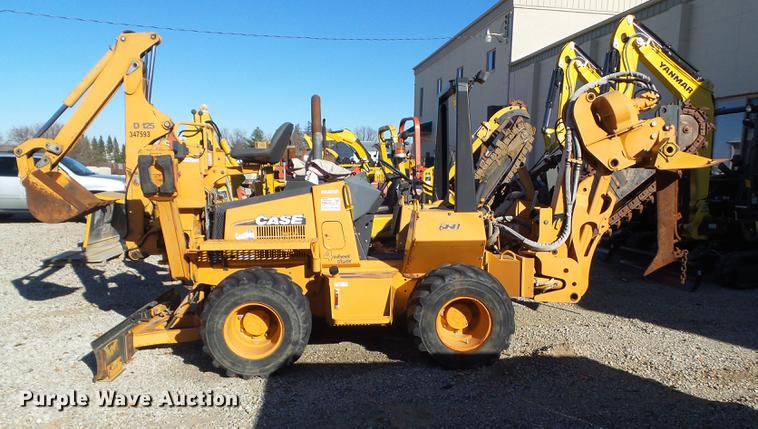 image for item DZ9130 2002 Case 660 trencher