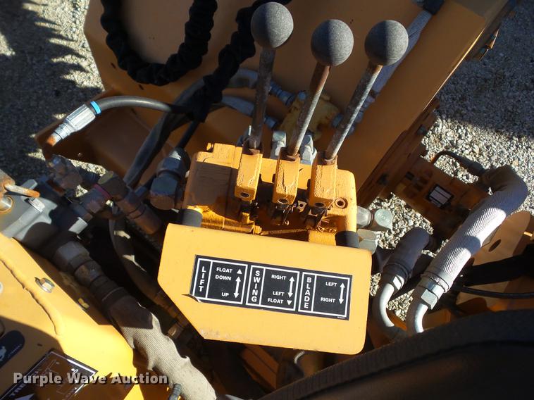 image for item DZ9130 2002 Case 660 trencher