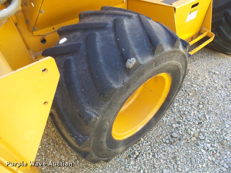 image for item DZ9130 2002 Case 660 trencher