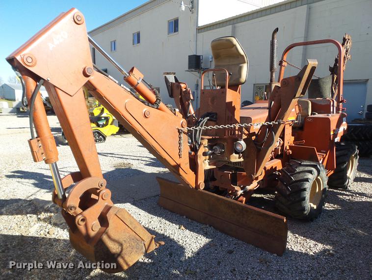 image for item DZ9131 1999 Ditch Witch 5110 trencher