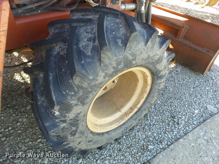 image for item DZ9131 1999 Ditch Witch 5110 trencher