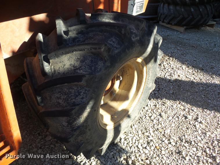 image for item DZ9131 1999 Ditch Witch 5110 trencher