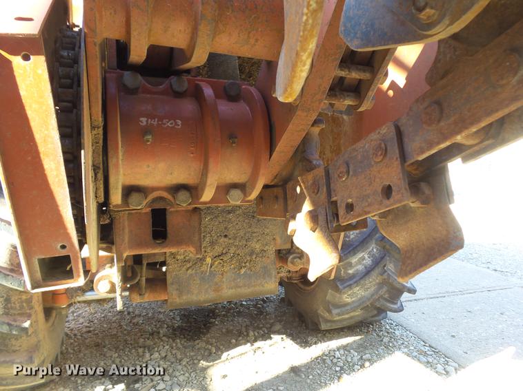 image for item DZ9131 1999 Ditch Witch 5110 trencher