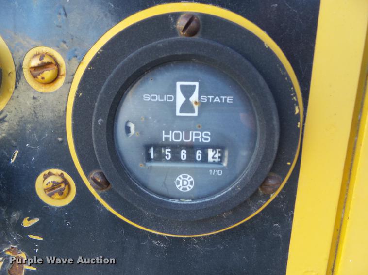 image for item DZ9132 1993 Vermeer LM40 trencher