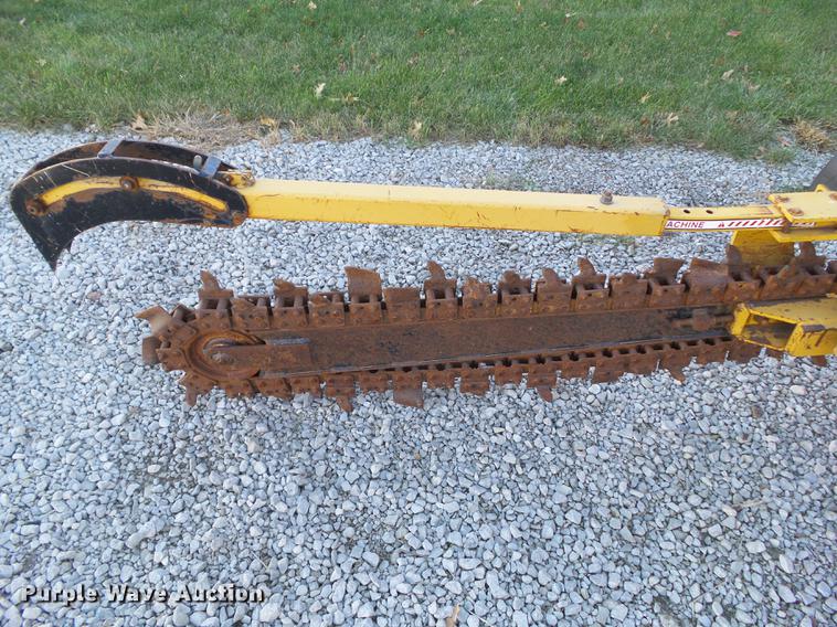image for item DZ9132 1993 Vermeer LM40 trencher