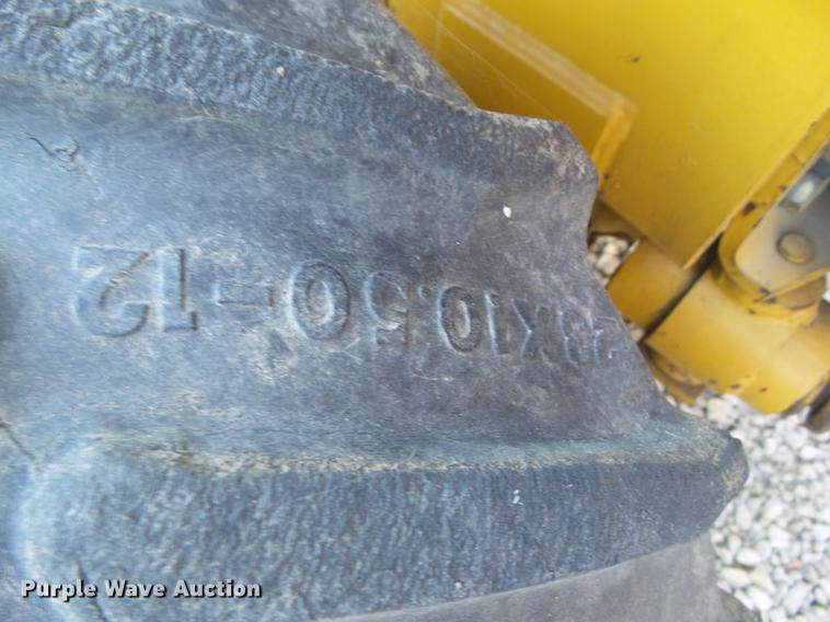 image for item DZ9132 1993 Vermeer LM40 trencher