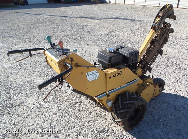 image for item DZ9133 2000 Vermeer V1350 trencher