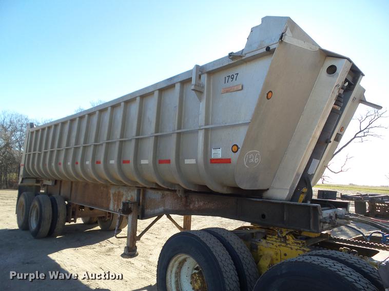 image for item DZ9134 1991 Fuehauf DA527 end dump trailer