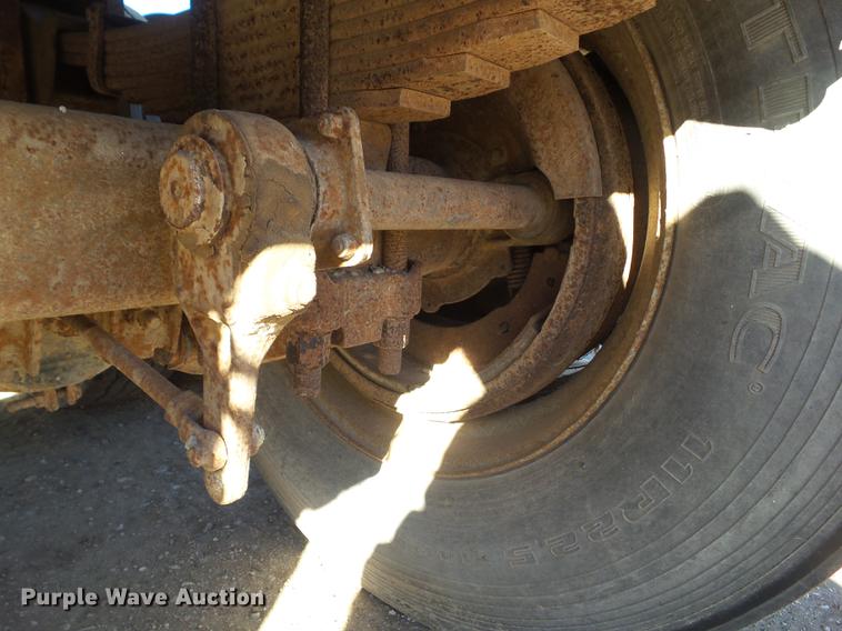 image for item DZ9134 1991 Fuehauf DA527 end dump trailer