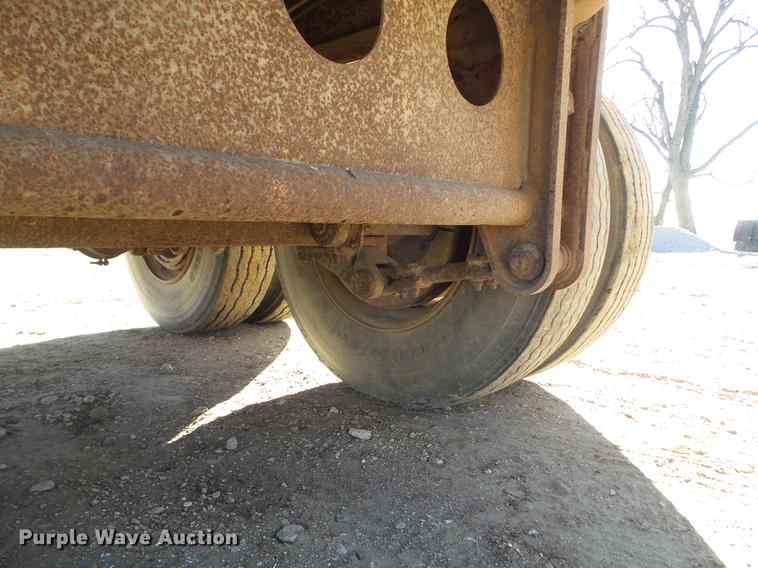 image for item DZ9134 1991 Fuehauf DA527 end dump trailer