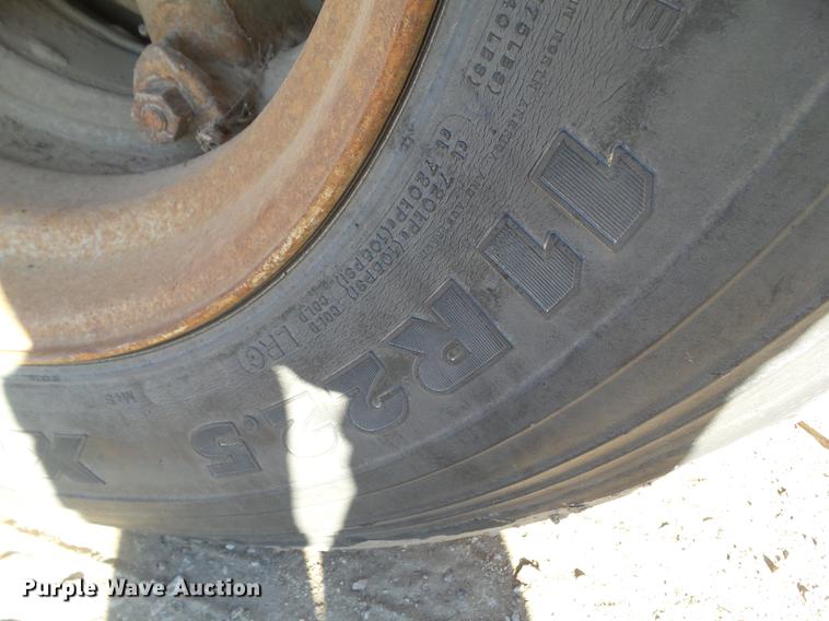 image for item DZ9134 1991 Fuehauf DA527 end dump trailer