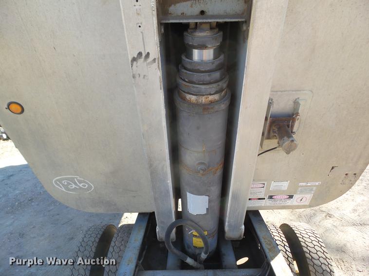 image for item DZ9134 1991 Fuehauf DA527 end dump trailer