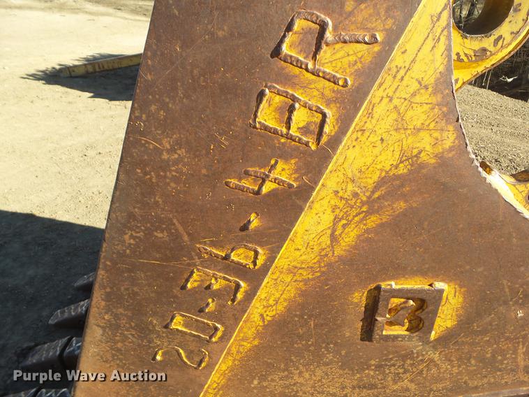 image for item DZ9136 Excavator bucket