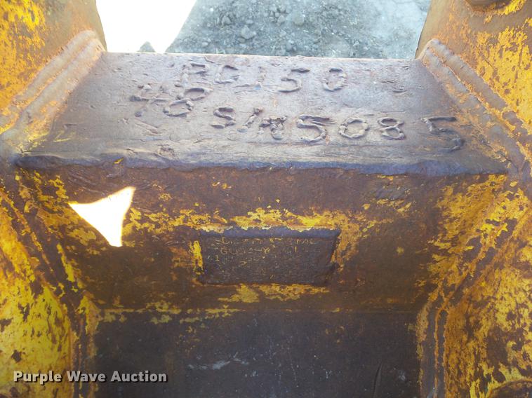 image for item DZ9137 Komatsu excavator bucket