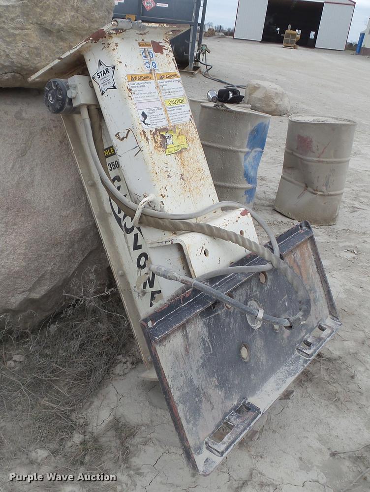 Stanley Cyclone drop hammer in Plano, IA Item DZ9151 sold Purple Wave