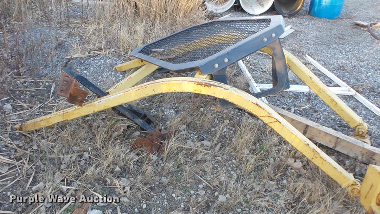 image for item EA9636 Dozer sweeps and rear screen