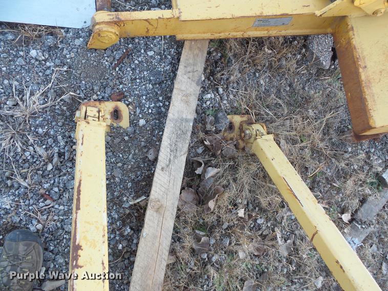 image for item EA9636 Dozer sweeps and rear screen