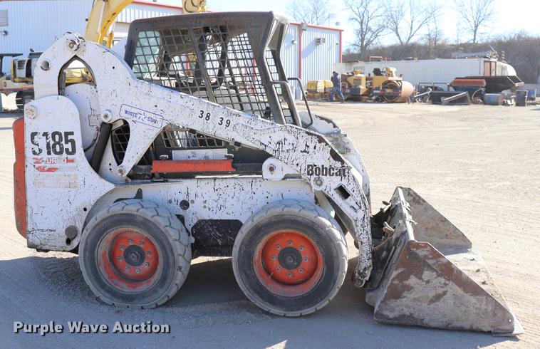 image for item EC9303 2005 Bobcat S185 skid steer