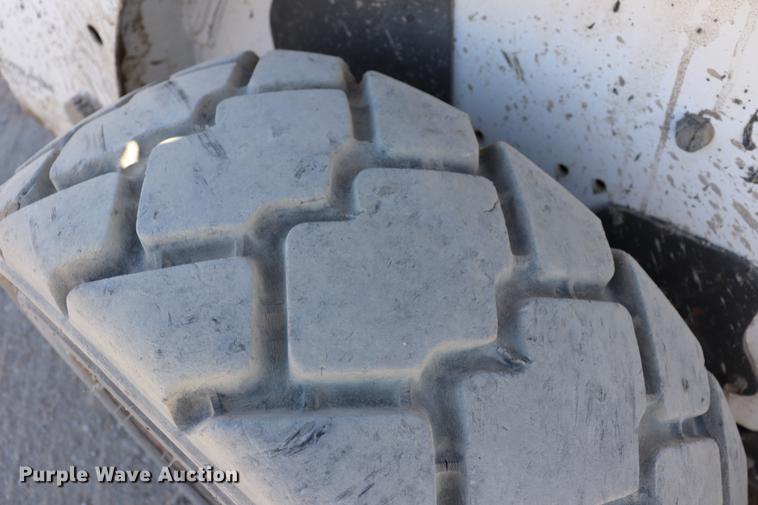 image for item EC9303 2005 Bobcat S185 skid steer