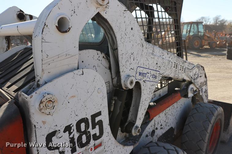 image for item EC9303 2005 Bobcat S185 skid steer