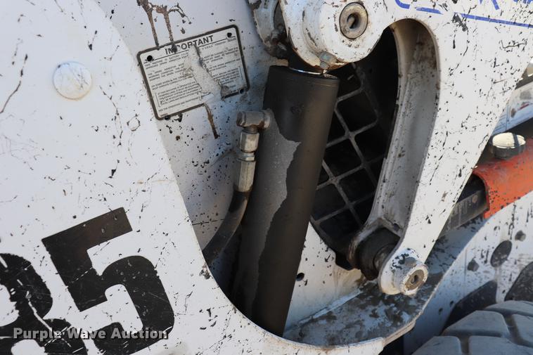 image for item EC9303 2005 Bobcat S185 skid steer