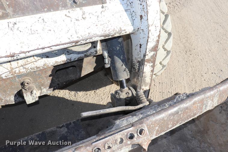 image for item EC9303 2005 Bobcat S185 skid steer