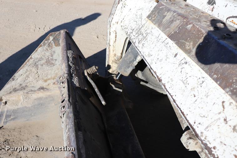 image for item EC9303 2005 Bobcat S185 skid steer