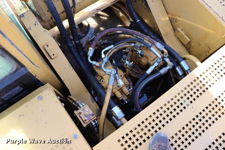 image for item EC9304 2003 Caterpillar 345B L Series II excavator