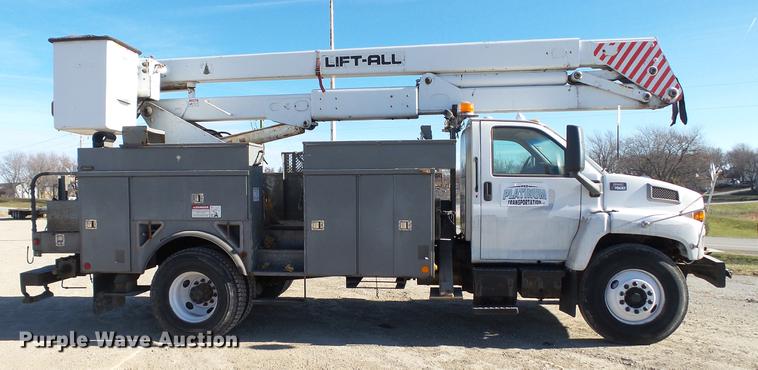 image for item EE9289 2006 GMC C7500 bucket truck