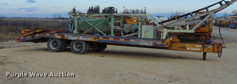 image for item EE9298 1994 Eager Beaver 20HALX equipment trailer