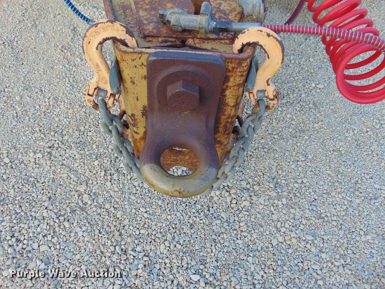 image for item EE9298 1994 Eager Beaver 20HALX equipment trailer