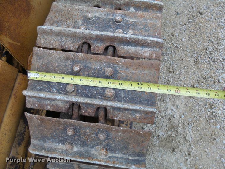 image for item EE9299 1989 Caterpillar D3C dozer