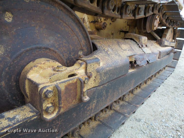 image for item EE9299 1989 Caterpillar D3C dozer