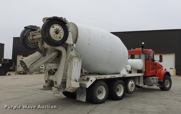 image for item EE9300 2000 Kenworth W900 ready mix truck