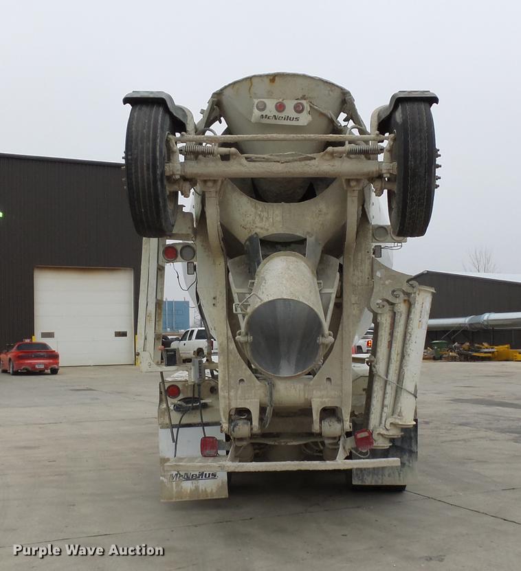 image for item EE9300 2000 Kenworth W900 ready mix truck