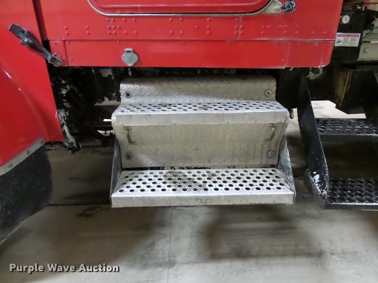 image for item EE9300 2000 Kenworth W900 ready mix truck