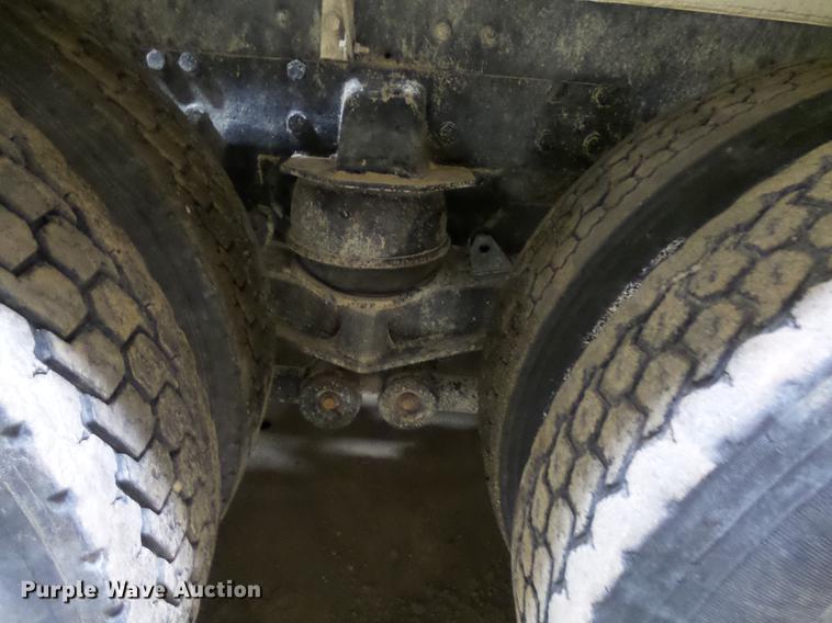 image for item EE9300 2000 Kenworth W900 ready mix truck