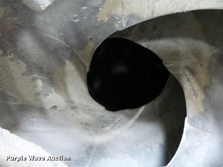 image for item EE9300 2000 Kenworth W900 ready mix truck