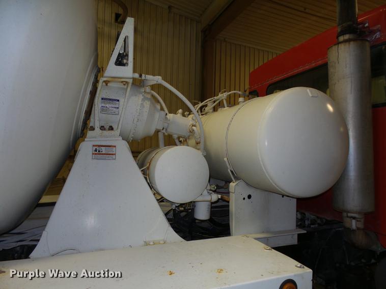 image for item EE9300 2000 Kenworth W900 ready mix truck