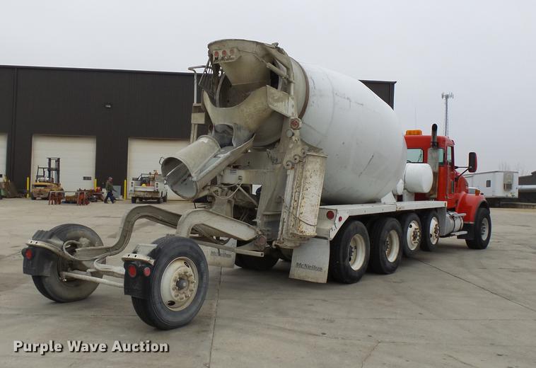 image for item EE9301 2000 Kenworth W900 ready mix truck