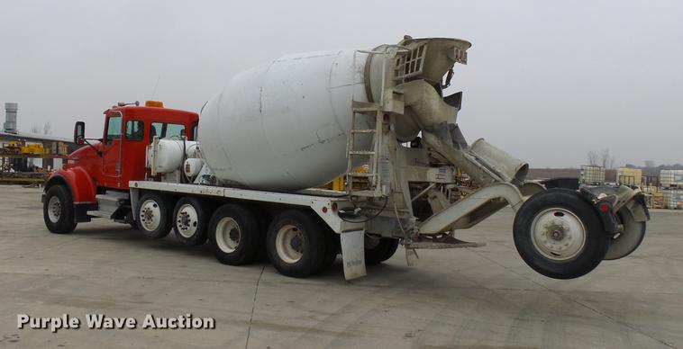 image for item EE9301 2000 Kenworth W900 ready mix truck