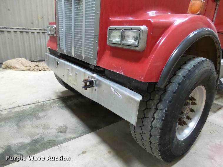 image for item EE9301 2000 Kenworth W900 ready mix truck