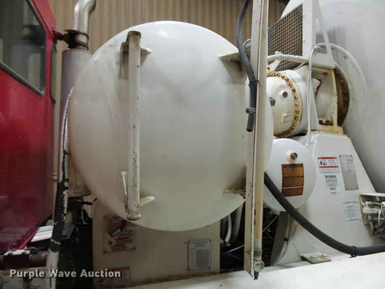 image for item EE9301 2000 Kenworth W900 ready mix truck