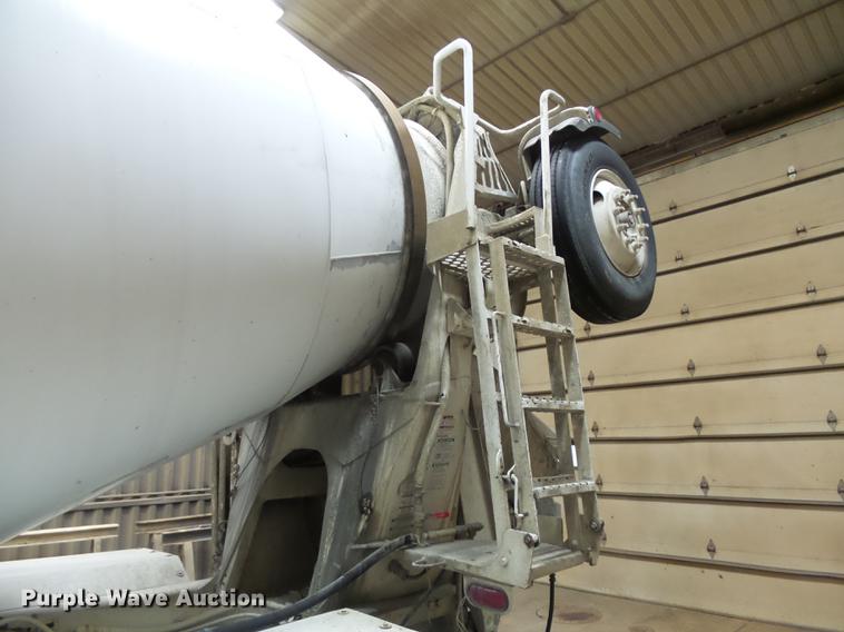 image for item EE9301 2000 Kenworth W900 ready mix truck