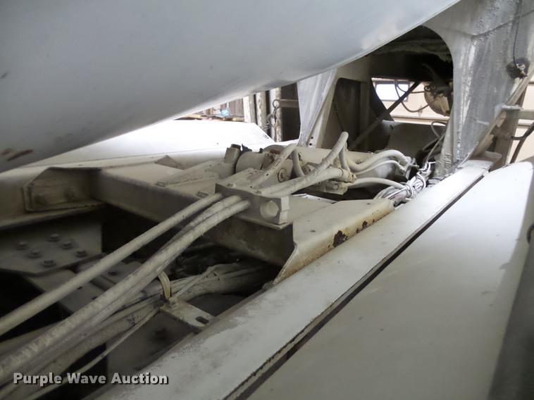 image for item EE9301 2000 Kenworth W900 ready mix truck