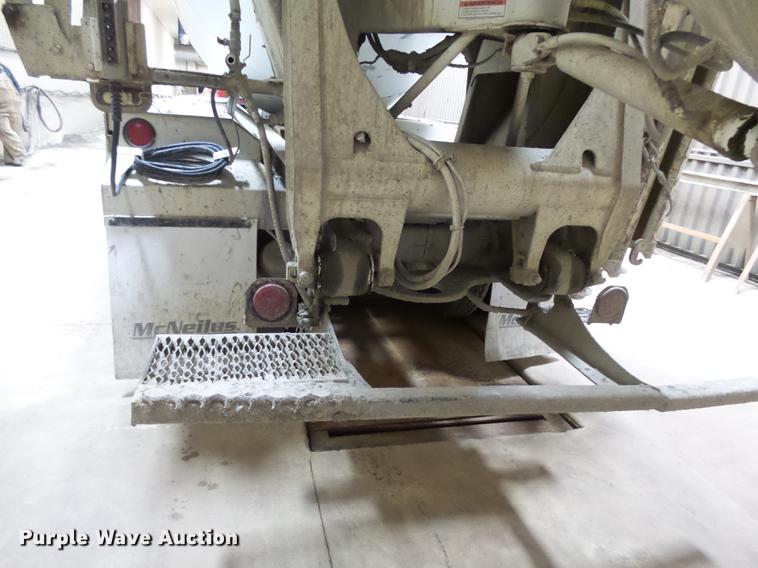 image for item EE9301 2000 Kenworth W900 ready mix truck