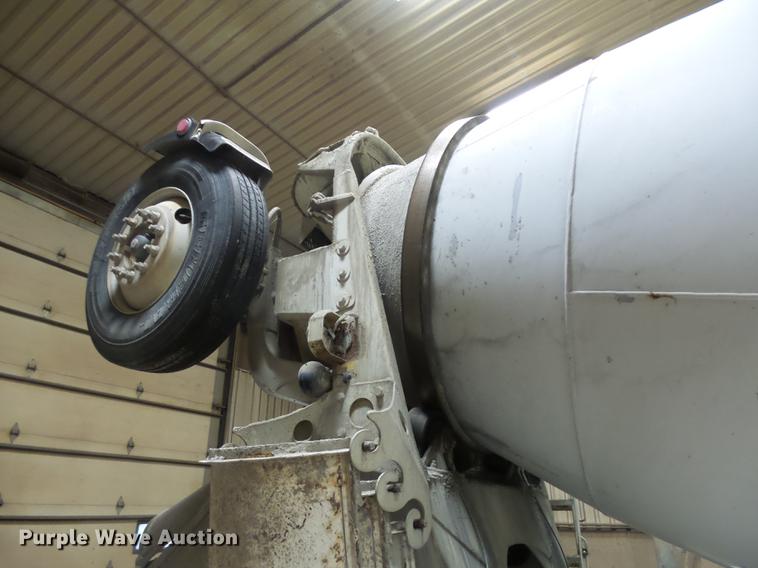 image for item EE9301 2000 Kenworth W900 ready mix truck